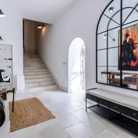 Castro Mesembria Boutique * نيسيبار