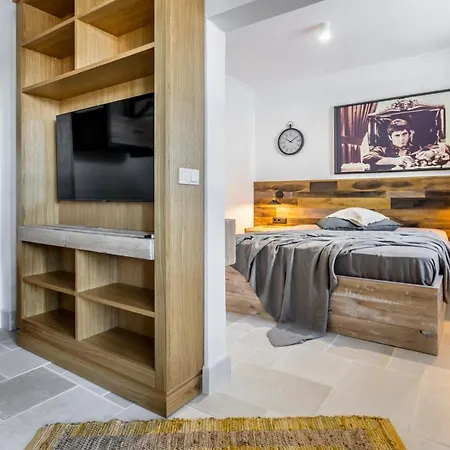 Castro Mesembria Boutique מלון *