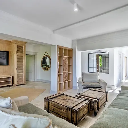 Castro Mesembria Boutique * נסבר