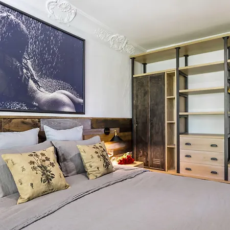 Castro Mesembria Boutique נסבר