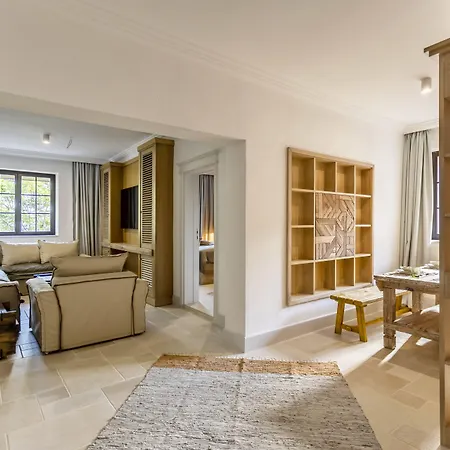 Castro Mesembria Boutique *