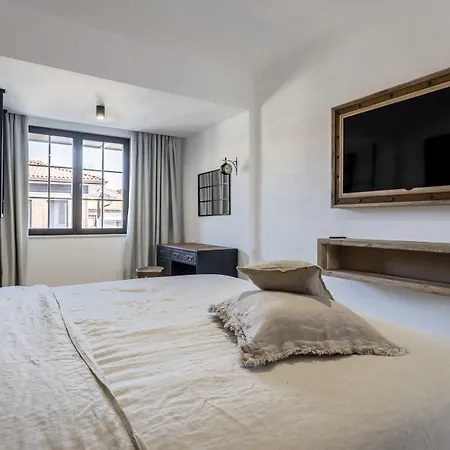 Castro Mesembria Boutique מלון נסבר