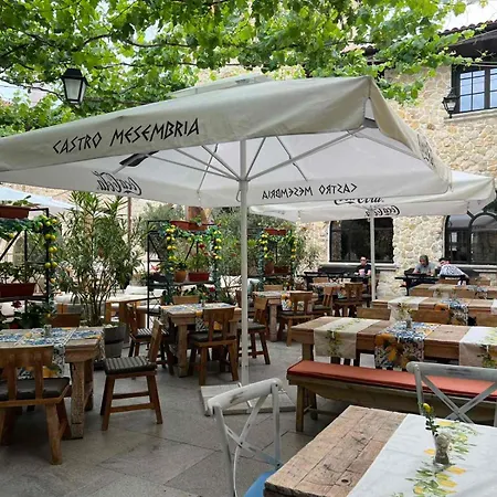 מלון Castro Mesembria Boutique נסבר