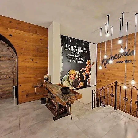 Castro Mesembria Boutique * נסבר