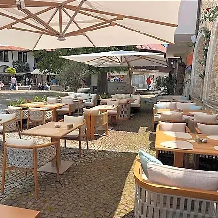 Castro Mesembria Boutique מלון