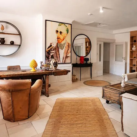 Castro Mesembria Boutique מלון