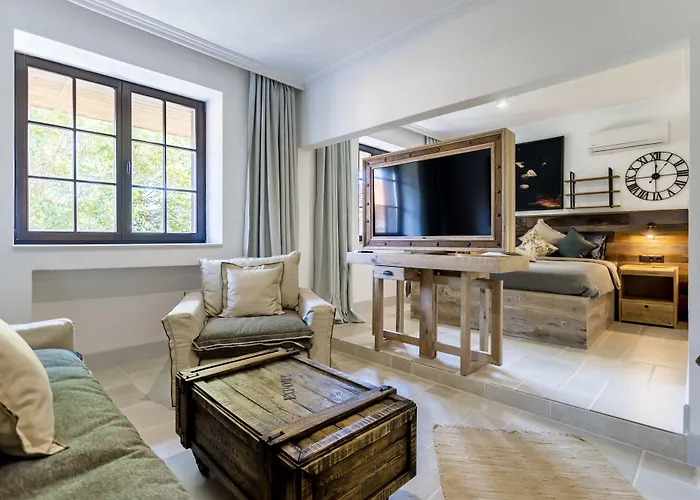 Castro Mesembria Boutique Хотел *