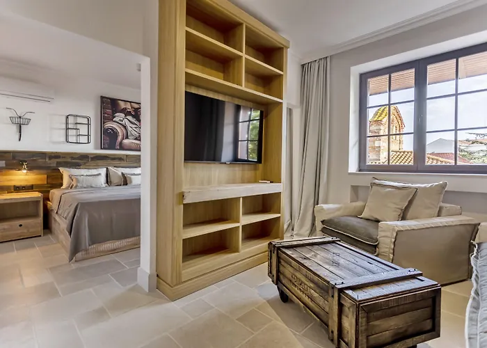 Castro Mesembria Boutique Nesebar